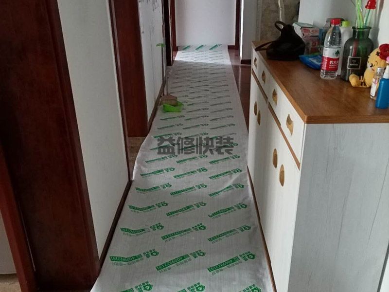 老房子阳台半墙怎么改造,风格色彩要与墙地砖色彩搭配(图2) 老房子阳台半墙怎么改造,风格色彩要与墙地砖色彩搭配(图2)