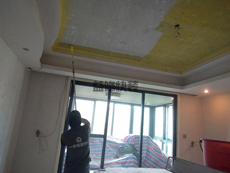 怎样装修布置阳台小花园,利用阳台墙面和上方空间布置(图3) 怎样装修布置阳台小花园,利用阳台墙面和上方空间布置(图3)