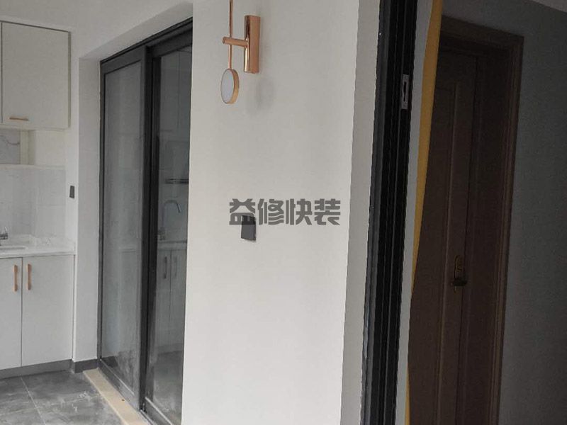 外置阳台怎么装修好看,阳台可以装修成很多种风格的(图3) 外置阳台怎么装修好看,阳台可以装修成很多种风格的(图3)