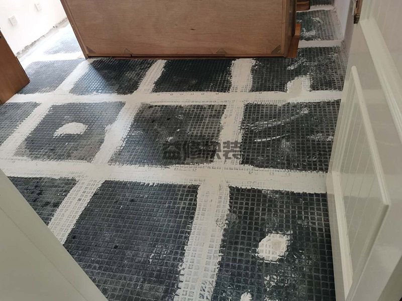 天津津南区客厅地砖拆除,墙面翻新,地面抹灰(图2) 天津津南区客厅地砖拆除,墙面翻新,地面抹灰(图2)