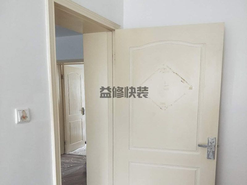 推拉门下轨道怎么拆卸,使其不受顶部滑轮的作用(图2) 推拉门下轨道怎么拆卸,使其不受顶部滑轮的作用(图2)