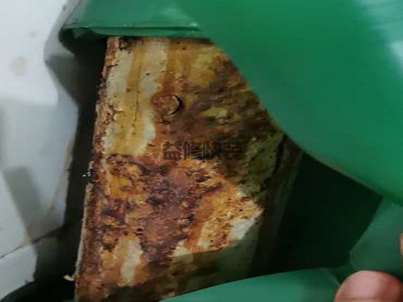 南昌红谷滩区管道生锈漏水维修,厨房改造(图2) 南昌红谷滩区管道生锈漏水维修,厨房改造(图2)