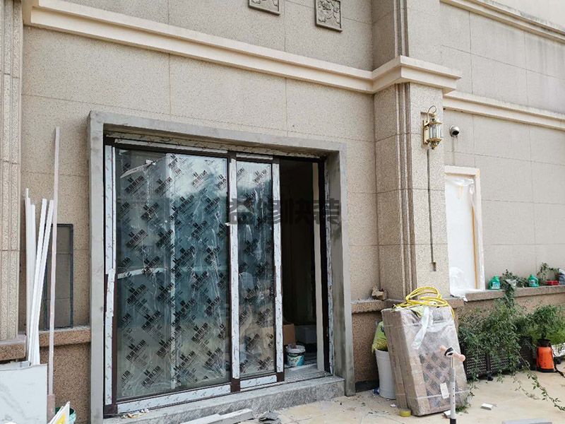 防盗门用什么油漆翻新,朝里的一面喷成白色(图2) 防盗门用什么油漆翻新,朝里的一面喷成白色(图2)