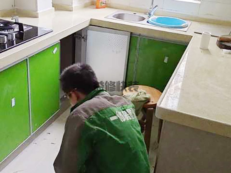 电动卷闸门挂钩脱了怎么修,故障原因一般是线路断路(图2) 电动卷闸门挂钩脱了怎么修,故障原因一般是线路断路(图2)