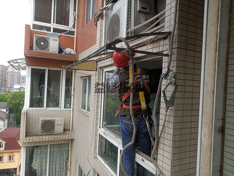 赣州基础装修包括哪些,凿平铺砖及防水等墙面工程(图1) 赣州基础装修包括哪些,凿平铺砖及防水等墙面工程(图1)