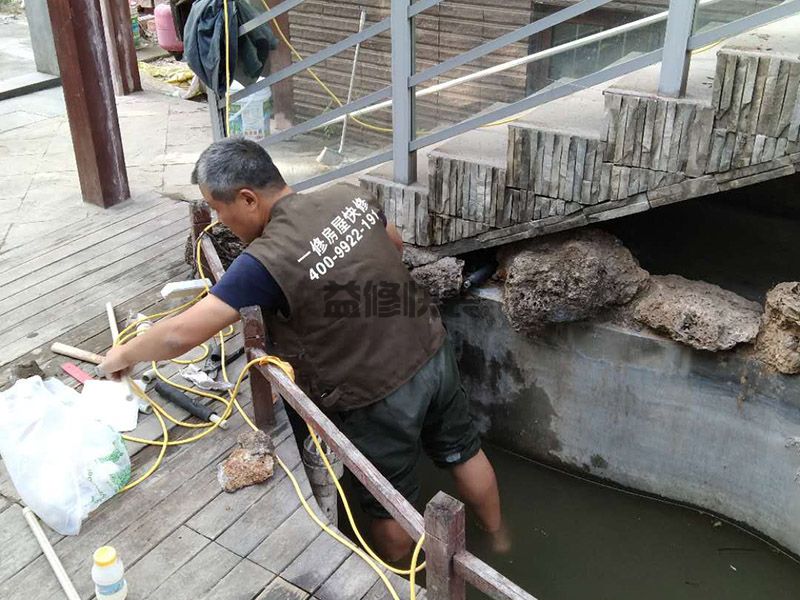 赣州小复式楼装修,客厅主色调选比较明亮色的(图3) 赣州小复式楼装修,客厅主色调选比较明亮色的(图3)