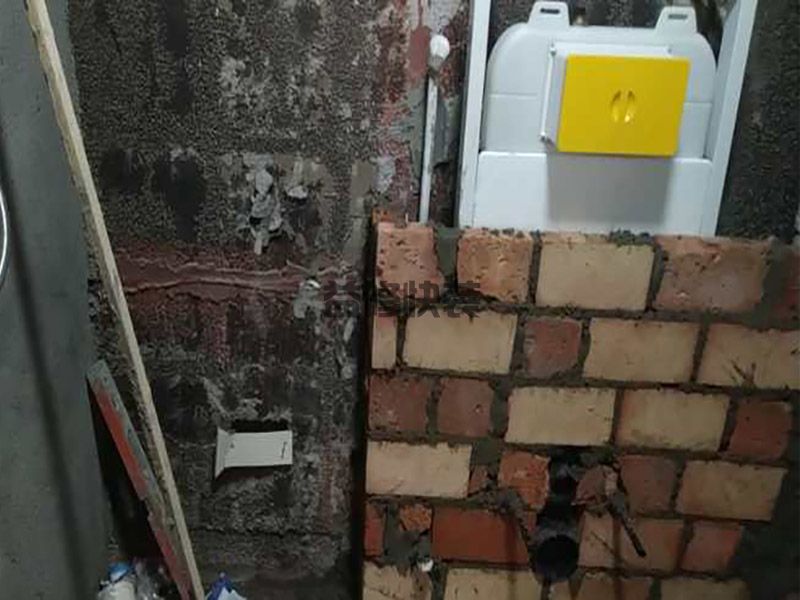 南充墙砖脱落怎么办,墙面地面基层处理不干净(图1) 南充墙砖脱落怎么办,墙面地面基层处理不干净(图1)