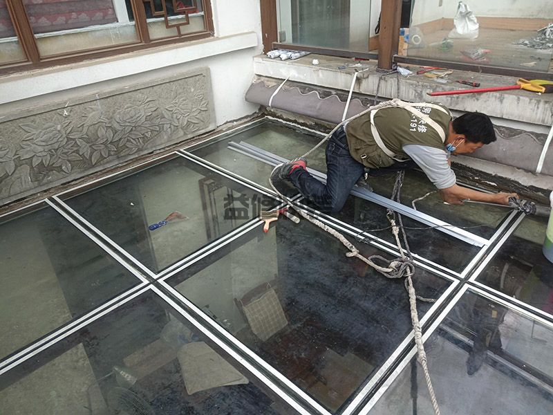 南充鞋柜安装如何安装,安装应在室内抹灰完毕前完成(图3) 南充鞋柜安装如何安装,安装应在室内抹灰完毕前完成(图3)