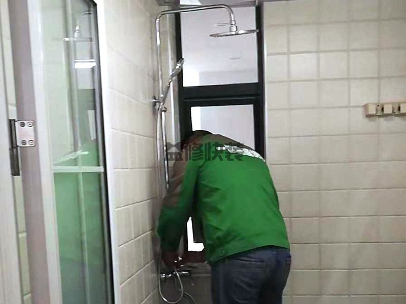 北京阳台防水补漏精准报价_北京阳台防水补漏大概多少钱_北京阳台防水补漏经营部(图2) 北京阳台防水补漏精准报价_北京阳台防水补漏大概多少钱_北京阳台防水补漏经营部(图2)
