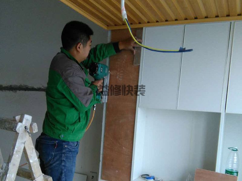 上海木地板安装省钱攻略_上海木地板安装服务电话_上海木地板安