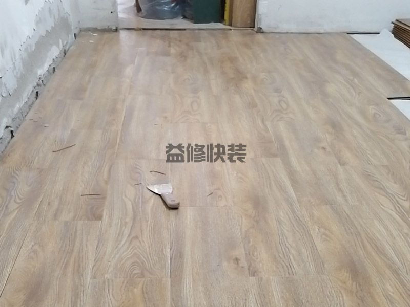 北京木地板翻新价格一般是多少-北京木地板翻新师傅电话-北京木地板翻新怎么做法(图2) 北京木地板翻新价格一般是多少-北京木地板翻新师傅电话-北京木地板翻新怎么做法(图2)