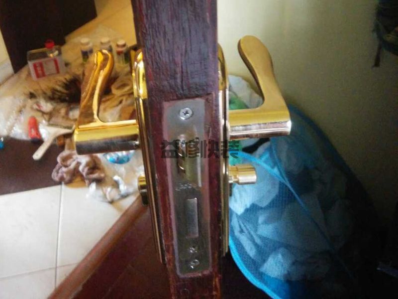 北京大兴区防盗门维修公司_大兴区防盗门维修价格_北京大兴区防盗门维修服务(图3) 北京大兴区防盗门维修公司_大兴区防盗门维修价格_北京大兴区防盗门维修服务(图3)