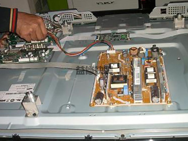 武汉维修显示器的方法_武汉维修显示器价格_武汉维修显示器师傅电话(图1) 武汉维修显示器的方法_武汉维修显示器价格_武汉维修显示器师傅电话(图1)