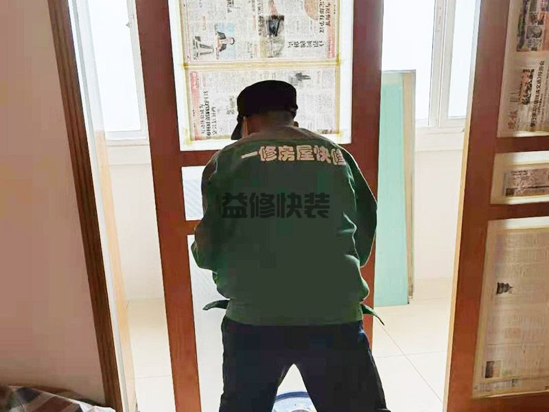 重庆沙坪坝区旧门翻新,二手房改造,厨房翻新(图3) 重庆沙坪坝区旧门翻新,二手房改造,厨房翻新(图3)