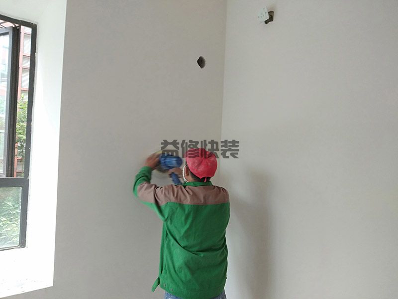 附近空调打孔钻孔师傅电话怎么找，附近空调打孔收怎么算钱(图3)