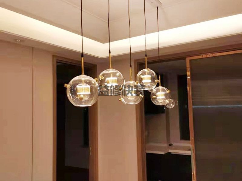 广安市吸顶灯安装的方法_广安市吸顶灯安装具体步骤_广安市吸顶灯安装价格(图1) 广安市吸顶灯安装的方法_广安市吸顶灯安装具体步骤_广安市吸顶灯安装价格(图1)