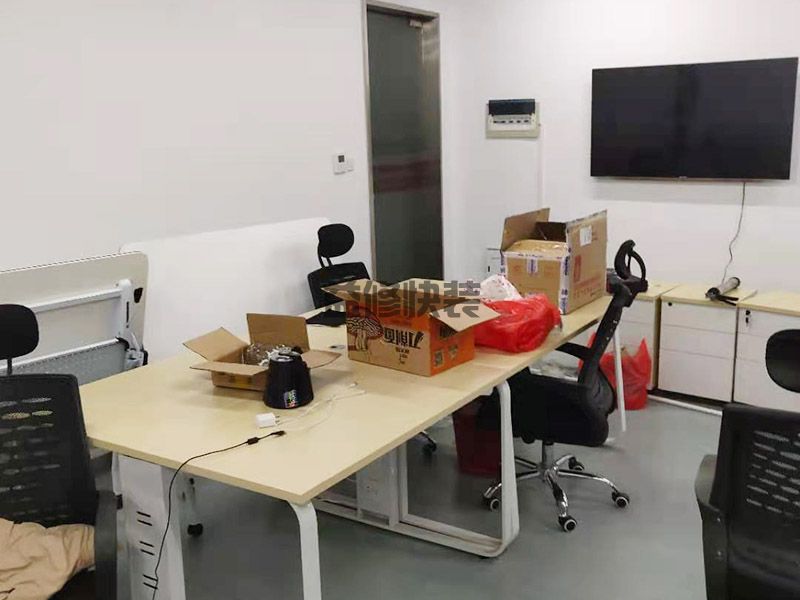 洛阳孟津县办公室电路网络整改,厨房改造(图4) 洛阳孟津县办公室电路网络整改,厨房改造(图4)
