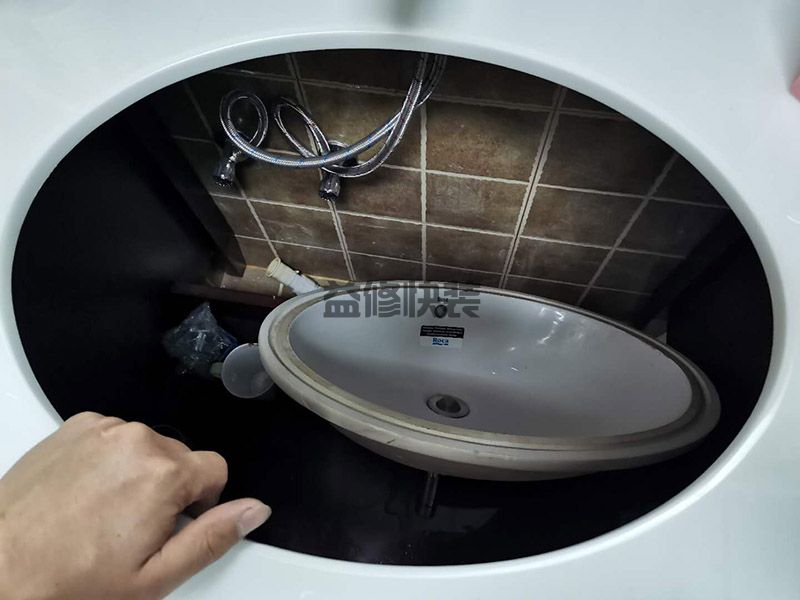 新乡市台盆维修专业师傅都是如何处理的(图1) 新乡市台盆维修专业师傅都是如何处理的(图1)