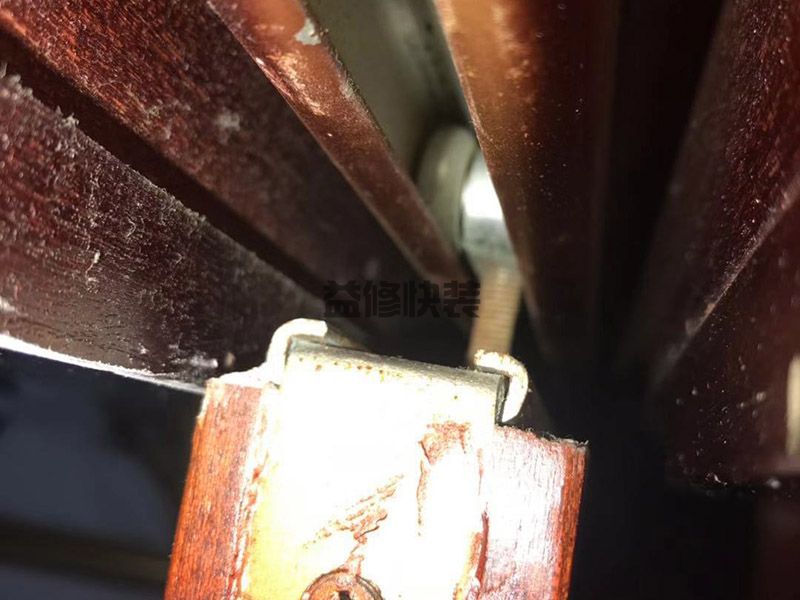 赤峰开锁换锁怎么修_赤峰开锁换锁多少钱_赤峰开锁换锁上门服务(图1) 赤峰开锁换锁怎么修_赤峰开锁换锁多少钱_赤峰开锁换锁上门服务(图1)