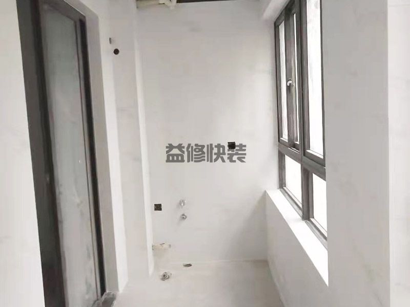 洛阳老城区阳台贴砖翻新,旧房改造(图4) 洛阳老城区阳台贴砖翻新,旧房改造(图4)
