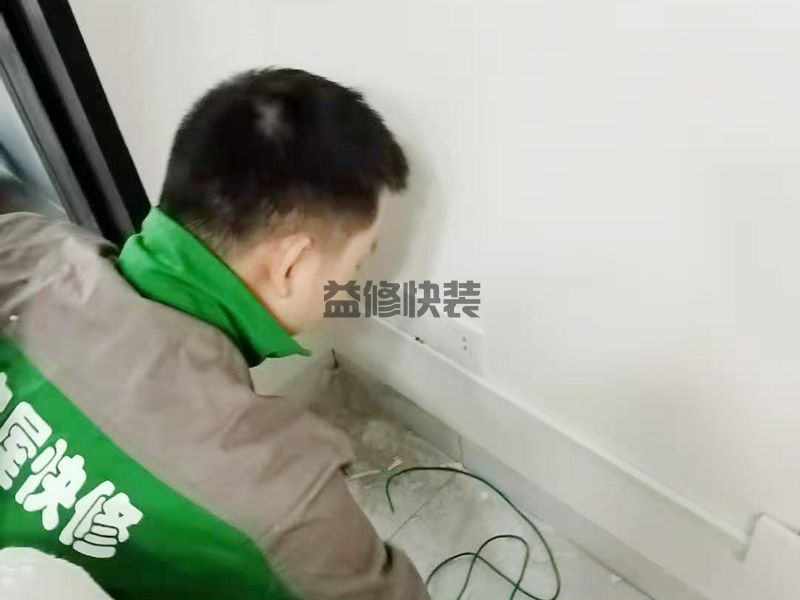 老房子墙面开槽怎么做_老房子墙面开槽方法_老房子墙面开槽上门服务(图1) 老房子墙面开槽怎么做_老房子墙面开槽方法_老房子墙面开槽上门服务(图1)