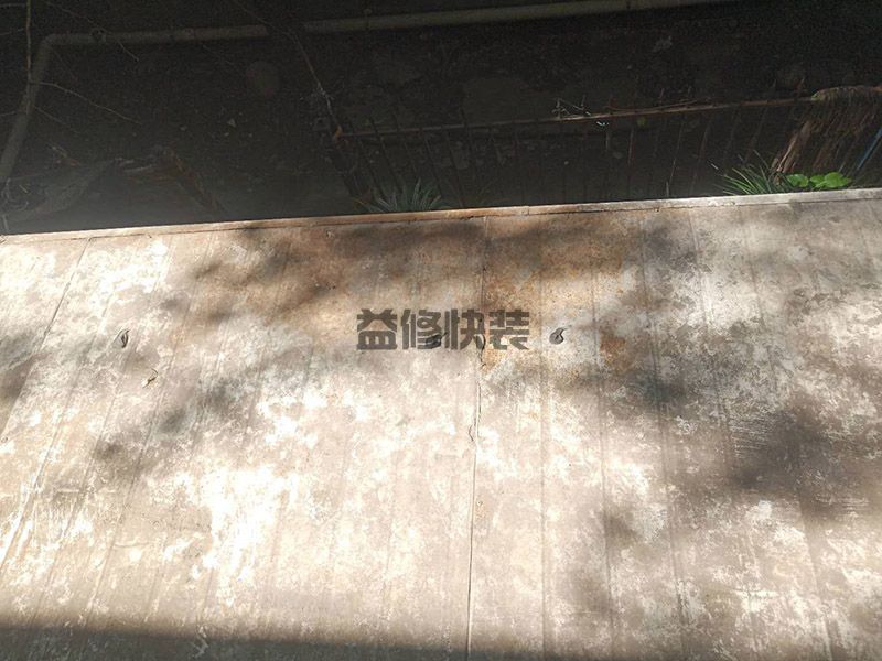 嘉兴楼顶漏水补漏常见的两种方法(图3) 嘉兴楼顶漏水补漏常见的两种方法(图3)