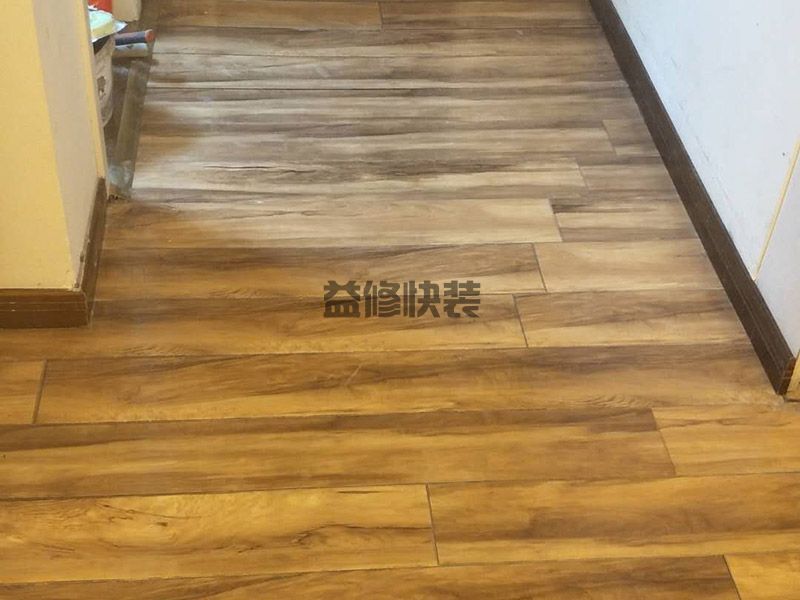 嘉兴强化地板维修起拱裂缝的方法(图2) 嘉兴强化地板维修起拱裂缝的方法(图2)