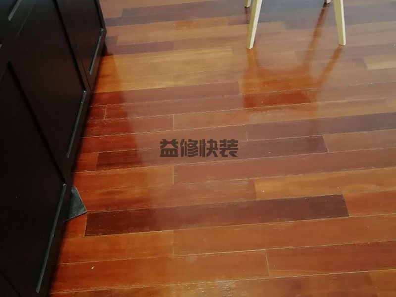 木地板翘起需要维修步骤,木地板翘起需要维修的方法,木地板翘起需要维修多少钱(图3) 木地板翘起需要维修步骤,木地板翘起需要维修的方法,木地板翘起需要维修多少钱(图3)