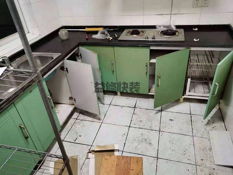 ?？谠∈夜裎薨沧笆Ω档缁??？谠∈夜癜沧笆钡淖⒁馐孪?图2)