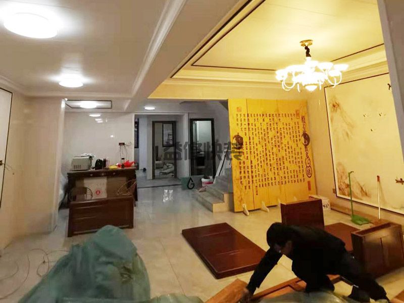 太原装修吊顶是多少钱一平方(图1) 太原装修吊顶是多少钱一平方(图1)