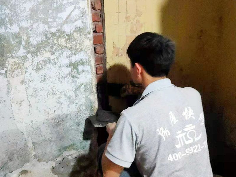 新乡新乡县墙面抹水泥抹灰,水电改造(图4) 新乡新乡县墙面抹水泥抹灰,水电改造(图4)