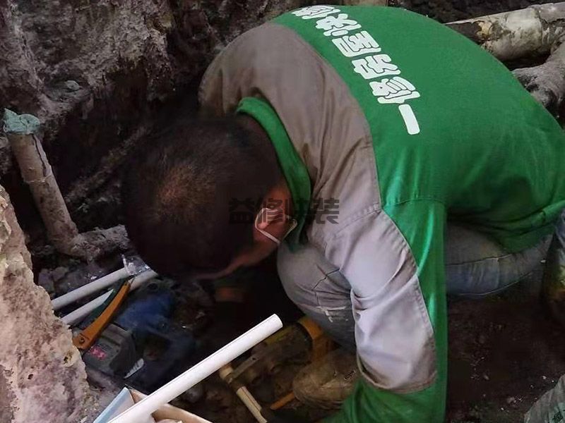 维修下水管道价格明细_下水管道破裂维修方法及技巧(图2) 维修下水管道价格明细_下水管道破裂维修方法及技巧(图2)