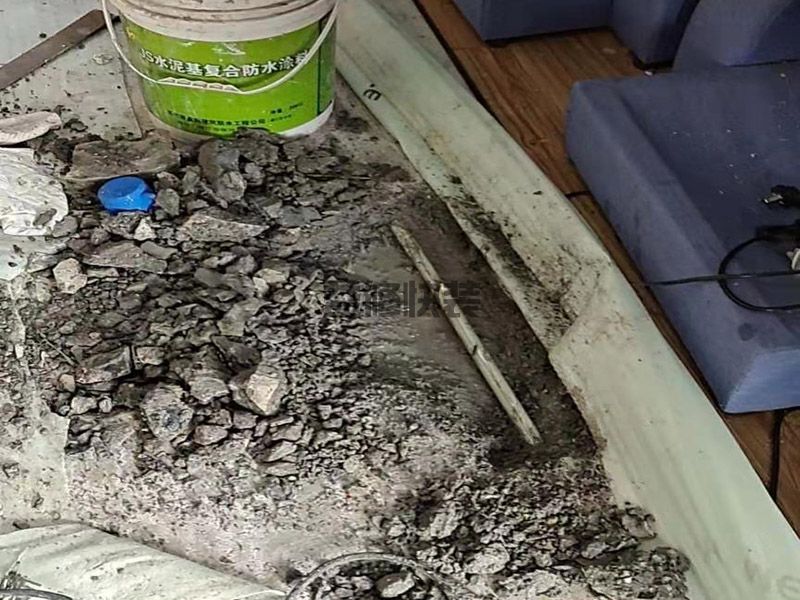 卫生间粗下水管漏水了_家里厕所下水道漏水怎么维修(图2) 卫生间粗下水管漏水了_家里厕所下水道漏水怎么维修(图2)