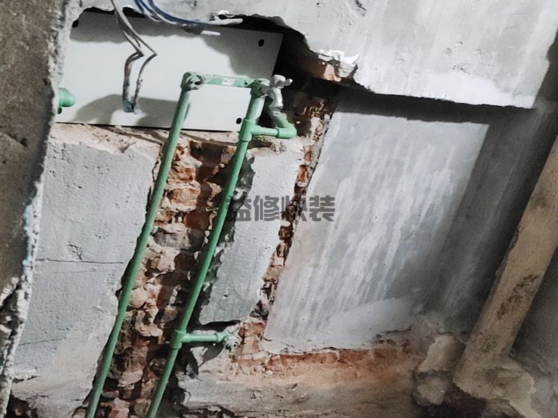 【卫生间墙角轻微渗水维修】卫生间墙角轻微渗水的主要原因(图3) 【卫生间墙角轻微渗水维修】卫生间墙角轻微渗水的主要原因(图3)