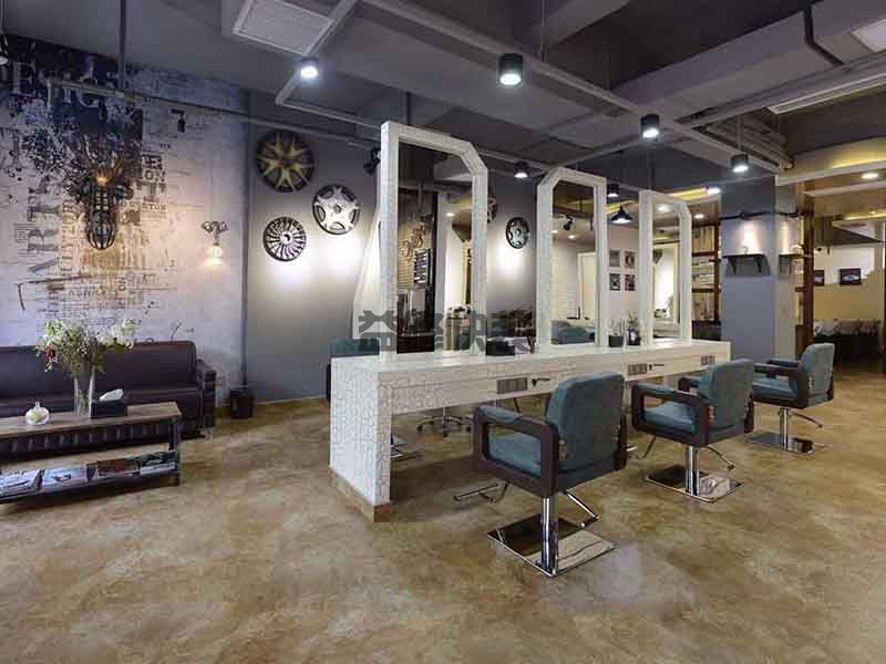 株洲理发店装修如何合理规划格局才不显得拥挤(图1) 株洲理发店装修如何合理规划格局才不显得拥挤(图1)