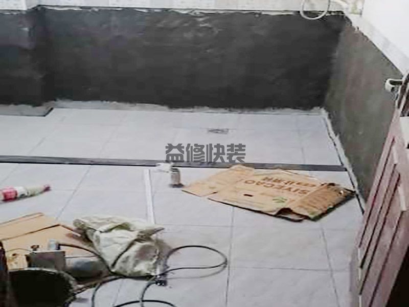 【卫生间墙角漏水处理】卫生间墙角发霉怎么办(图1) 【卫生间墙角漏水处理】卫生间墙角发霉怎么办(图1)