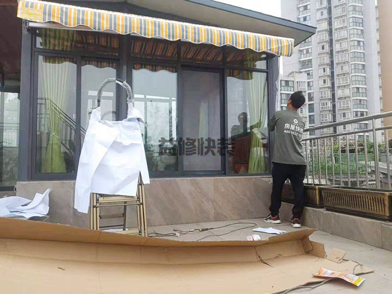 周口扶沟县露台雨棚安装,水电改造,局部装修(图3) 周口扶沟县露台雨棚安装,水电改造,局部装修(图3)