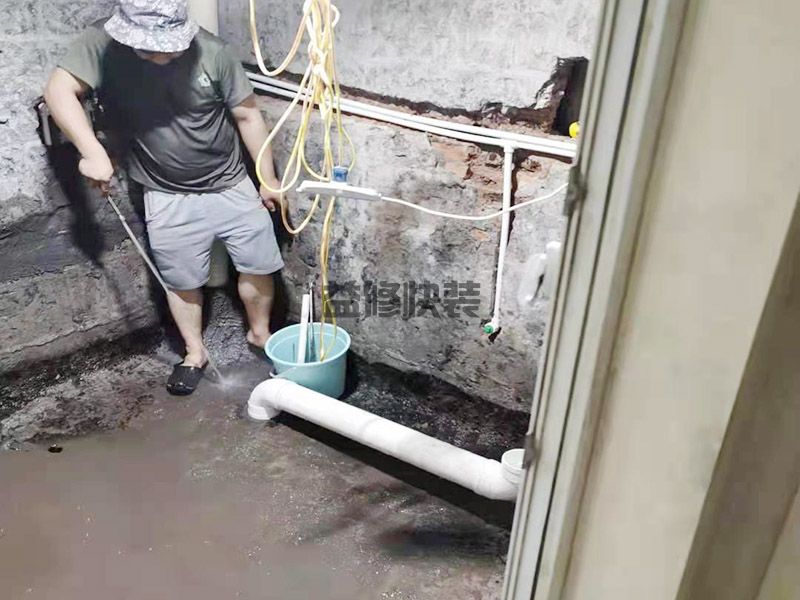 太原万柏林区基层打扫清理,卫生间翻新,瓷砖安装