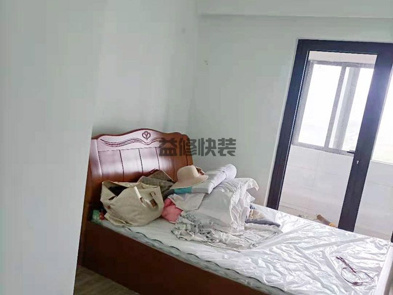天津东丽区墙面乳胶漆装修翻新,墙面粉刷,客厅改造(图3) 天津东丽区墙面乳胶漆装修翻新,墙面粉刷,客厅改造(图3)