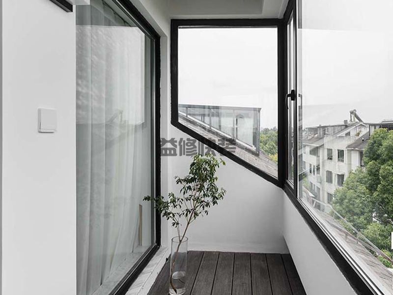 下暴雨的时候阳台渗水，多半是这三个原因造成的，你家是否有中招(图2)