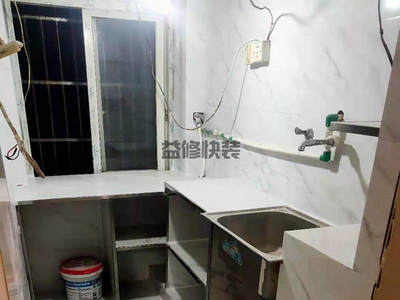 学会厨房水龙头维修技巧，一年可省下几罐奶粉钱