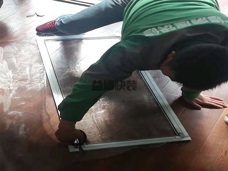 雨季，窗户为何频频渗水？屋顶窗户漏水维修方法介绍
